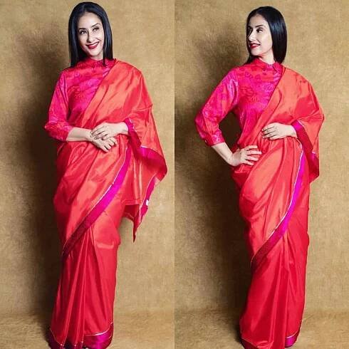 Manisha Koirala : Net Worth, Height, Weight, Age, Affairs, Wiki, Facts and Figures 15