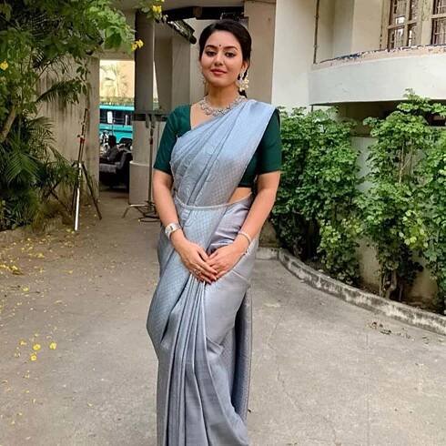 Vidya pradeep in saree