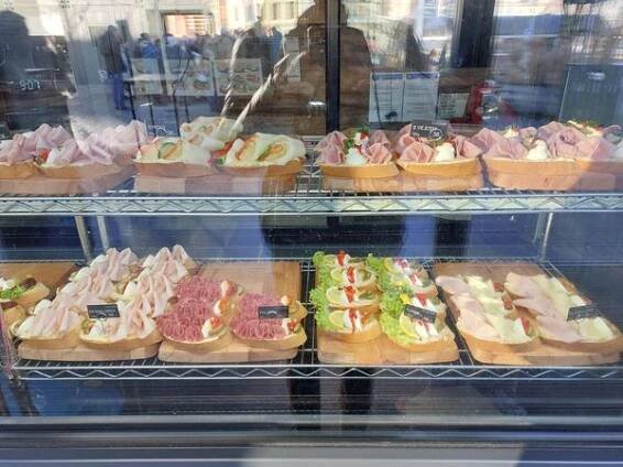 Občerstvení Paluba Hamburk foto 4