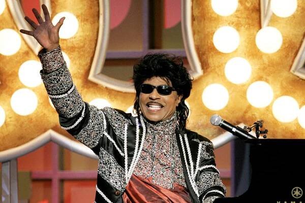 Little Richard performs "Good Golly Miss Molly"