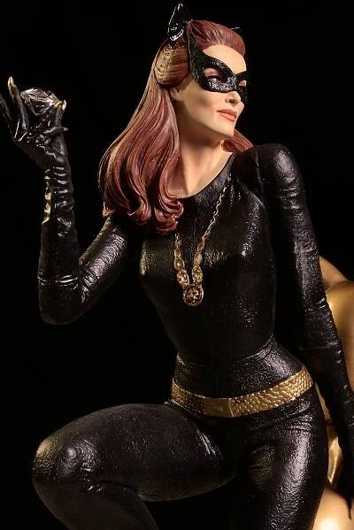Catwoman 1966 Batman statue by Tweeterhead