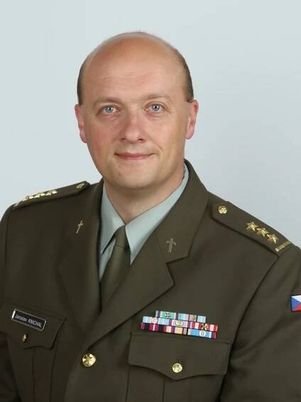 Knichal, Jaroslav : K