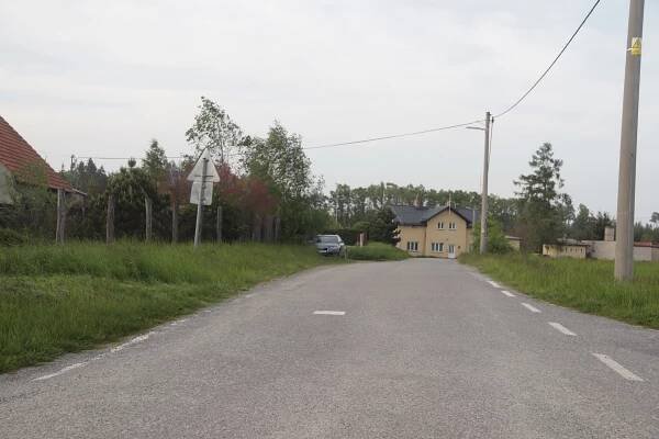 Soubor:Overview of road III 3909 near Studenec, Třebíč District.jpg – Wikipedie