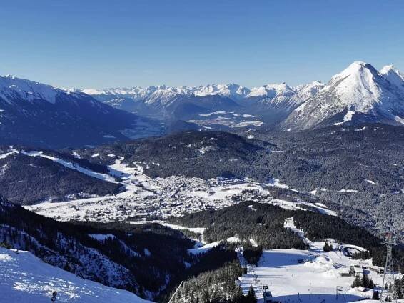SKIGEBIET KARWENDEL Skifahren, Skischule & Skiurlaub