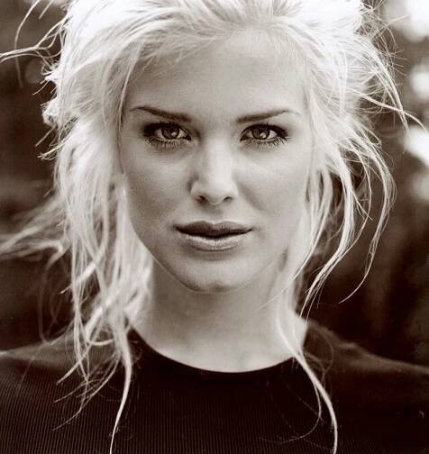 Victoria Silvstedt | Blanco y negro, Negro, Blanco