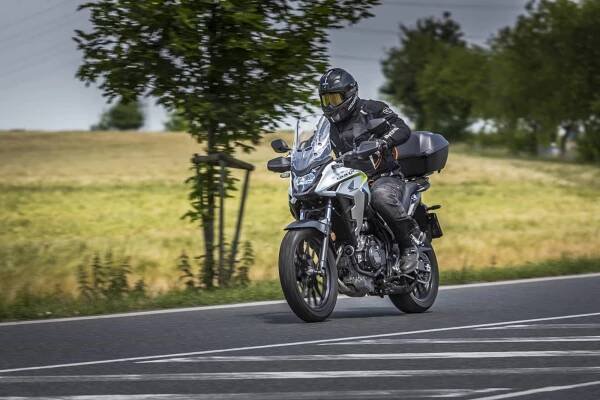 Test Honda CB500X: Nejzajímavější z trojice