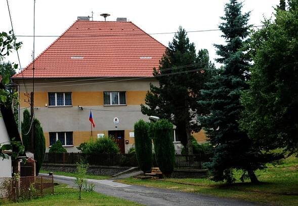 Panoší Újezd – Wikipédia