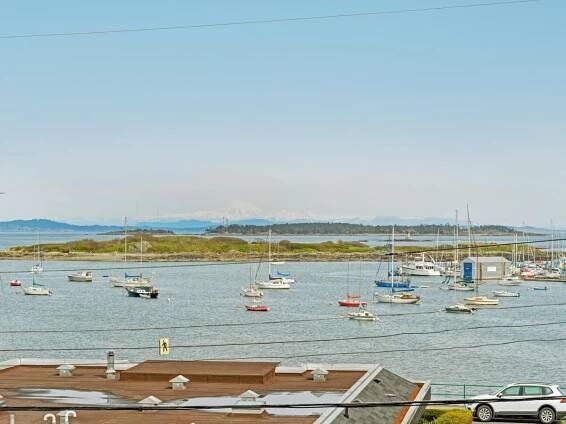 Waterview Condo For Sale in Oak Bay | Victoria Real Estate