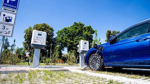 Frýdek-Místek má další dobíjecí stanici pro elektromobily