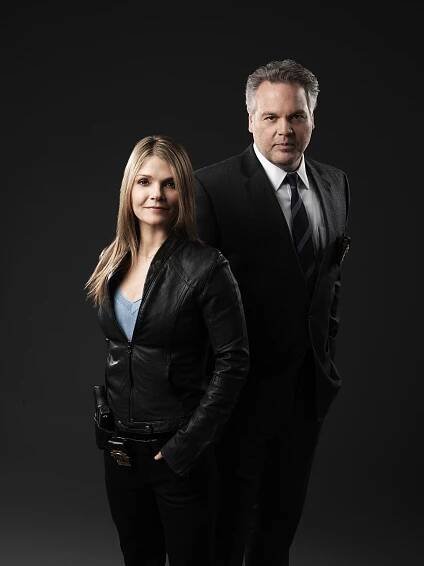 Zákon a pořádek: Zločinné úmysly - Série 10 - Promo - Kathryn Erbe, Vincent D'Onofrio