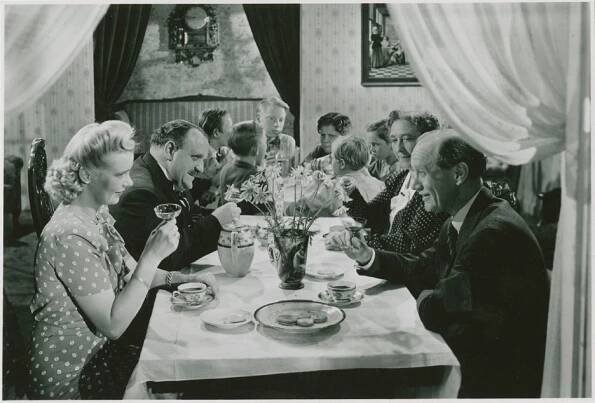 Birgit Rosengren, Douglas Håge, Gerda Landgren, Gösta Cederlund - Sextetten Karlsson - Z filmu
