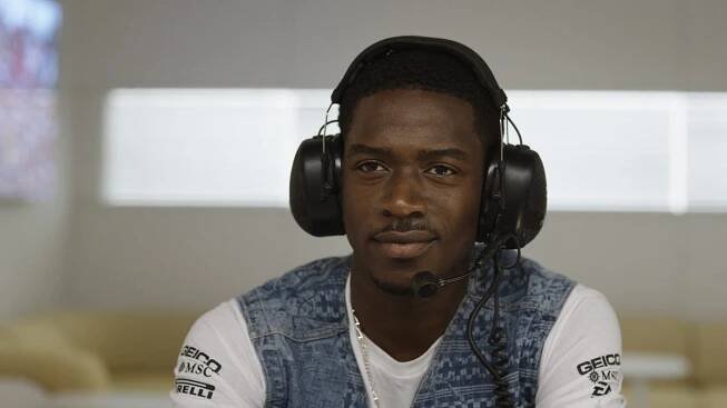 Damson Idris Says Street Driving Is Boring Now That's He's Experienced a Formula One Car