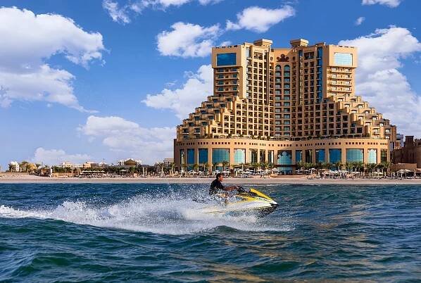 Fairmont Ajman Evening Entertainment: Pictures & Reviews - Tripadvisor