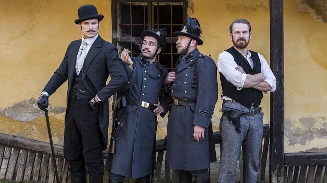 Poznejte nevšední charaktery historického seriálu 1890. Hlavní postavu ztvárnil miláček žen Ján Koleník