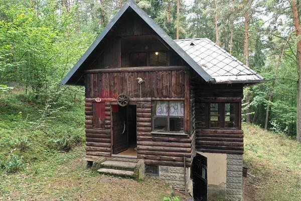 prodej chaty v Krámech :: Jakub Dobřenský - realitní makléř