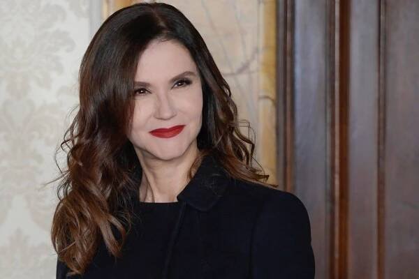 Alessandra Martines se proslavila jako princezna Fantaghiró. Ve vztazích příliš štěstí neměla, přesto dnes vypadá spokojeně - OnlyU