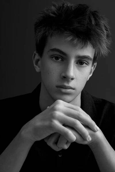 Sebastian Pöthe_2media83bw