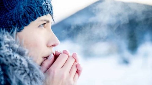 Chlad je nebezpečnější než horko: Jak se zachránit před „zimním“ infarktem?