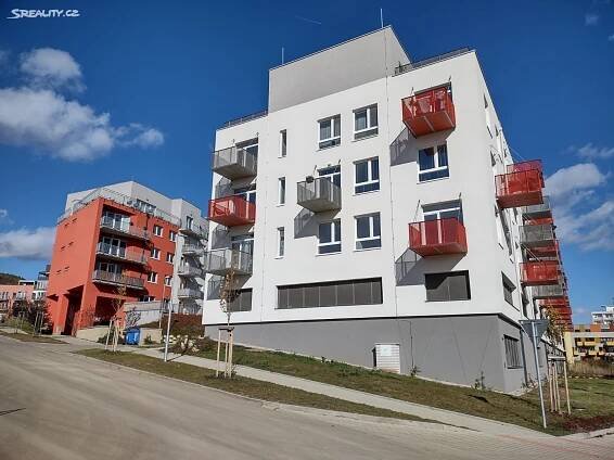 Pronájem bytu 1+1 40 m², Nepilova, Beroun - Beroun-Město