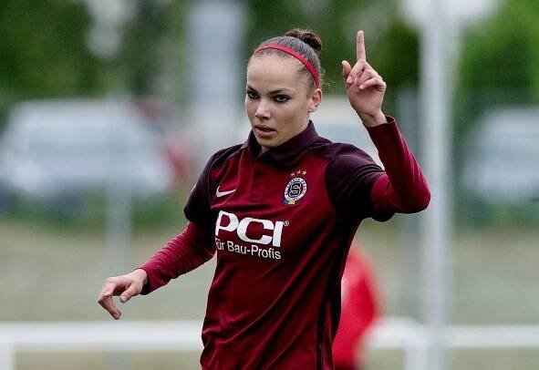 Jedna ze sparťanských hráček Andrea Stašková (archivní... | iROZHLAS - spolehlivé zprávy