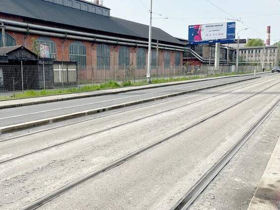 Oprava tramvajové tratě za 20 dnů. DPO zrekonstruoval úsek v Ruské ulici