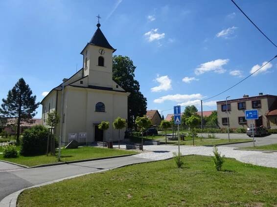 Revitalizace centra obce Benešov