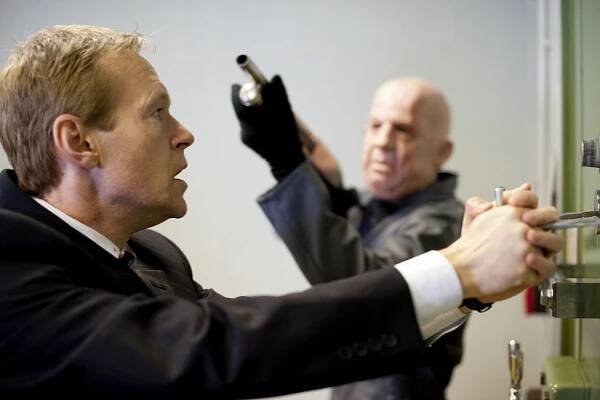 Komplicové - Epizoda 1 - Z filmu - Steven Mackintosh