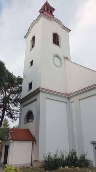 Kostel Všech svatých - Moravský Krumlov