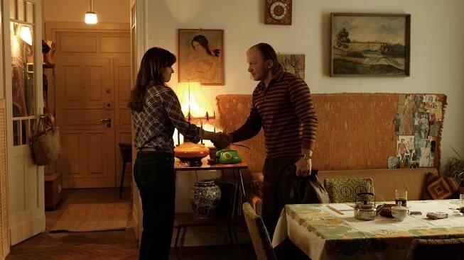 Pavučina - Epizoda 7 - Z filmu - Justyna Fabisiak, Eryk Lubos