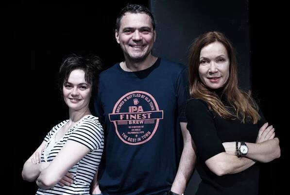 Dubnové premiéry v Divadle MANA: o lásce, naději a síle přátelství