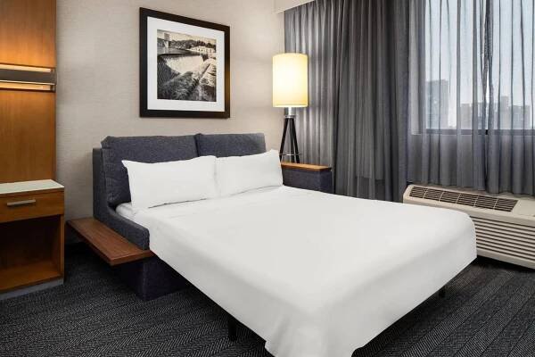 Courtyard By Marriott Minneapolis Downtown Exterior photo