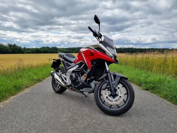 Honda NC750X (2021)