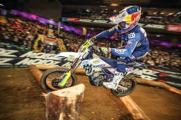 SuperEnduro United Kingdom - 24MX Leader