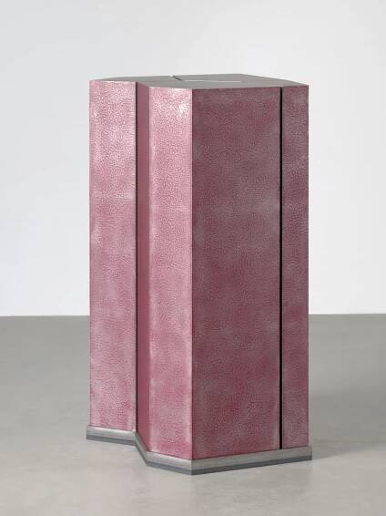 Richard Deacon, About Us (Red), 2023