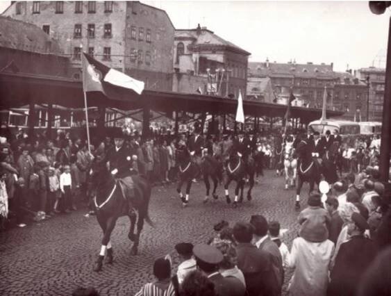 OBRAZEM: Den zamilovaných i Svátek práce. V minulosti se slavilo i na Liberecku
