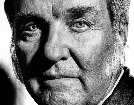 Ian White Photography - BURT RUTAN