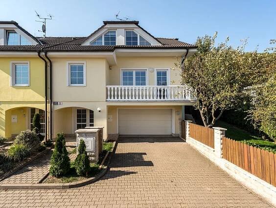 Hatě, Brno - Ivanovice - Brno-město | Prodej, Rodinný dům, 6+kk, 320 m²