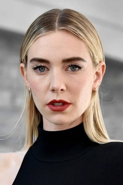 Vanessa Kirby isLynette