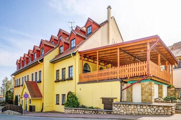 Hotel Iris Pavlov