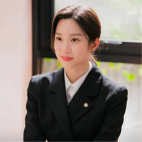 Lee Jong Suk, Moon Ga Young to host special Law and the City finale screening in Malays...