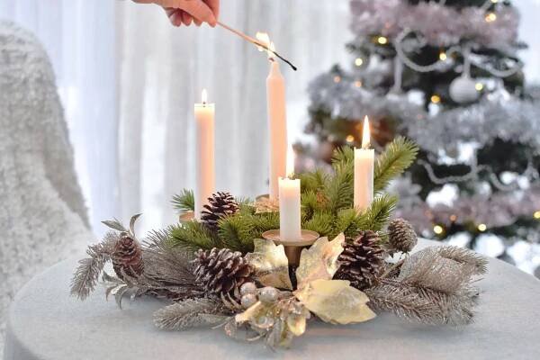 První adventní neděle se blíží: Zapalte svíčku ve správný čas. Kdo to poruší, riskuje