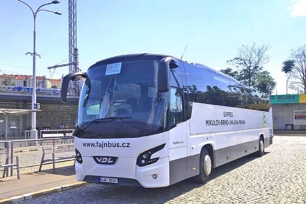 FajnBus expres Mikulov-Praha se rozšiřuje do Hodonína i na Slovensko