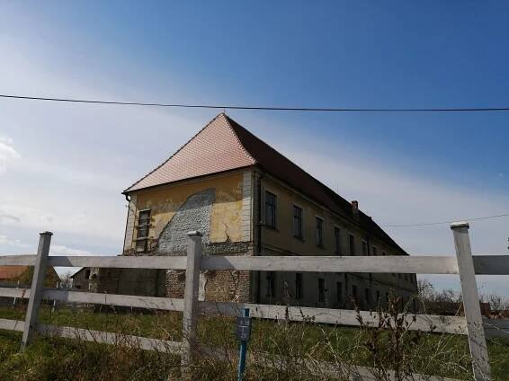 Fotogaléria • Zámek Branišovice (Zámok) • Mapy.com
