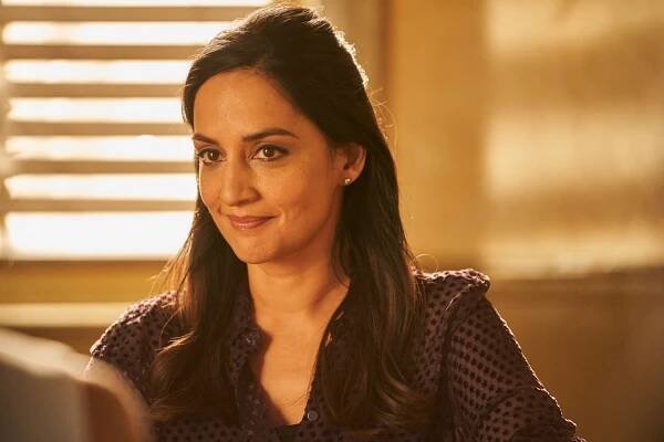 Osudové cesty - Uprchlík - Z filmu - Archie Panjabi