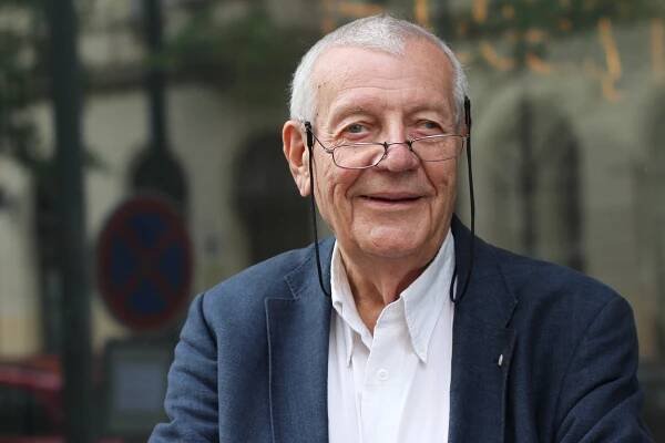 Karel Hvížďala: Kde jsou dnes elity? | Plus