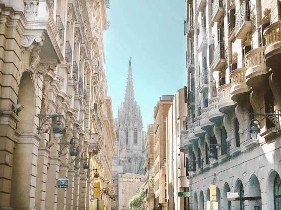Weekend in Barcelona: Ultimate 3 Day Barcelona Itinerary - World On A Whim