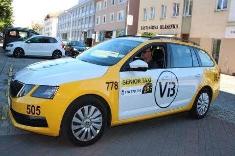 Ve Vsetíně roste zájem o senior taxi - ZLIN.CZ