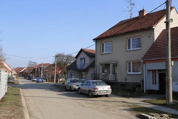 Minulost a současnost - Oficiální stránky obce Uherčice