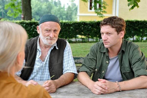 Das Glück dieser Erde - Die Bedrohung - Z filmu - Peter Mitterrutzner, Thomas Unger
