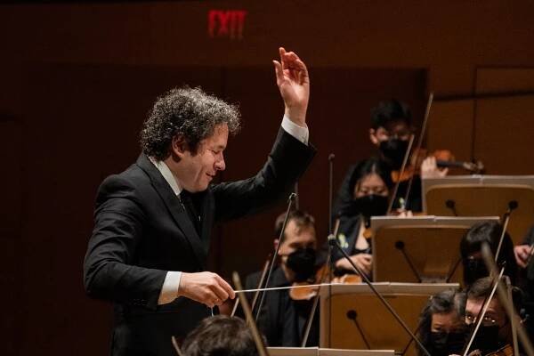 Review: Thomas Adès Charts a Journey Through Hell and Heaven